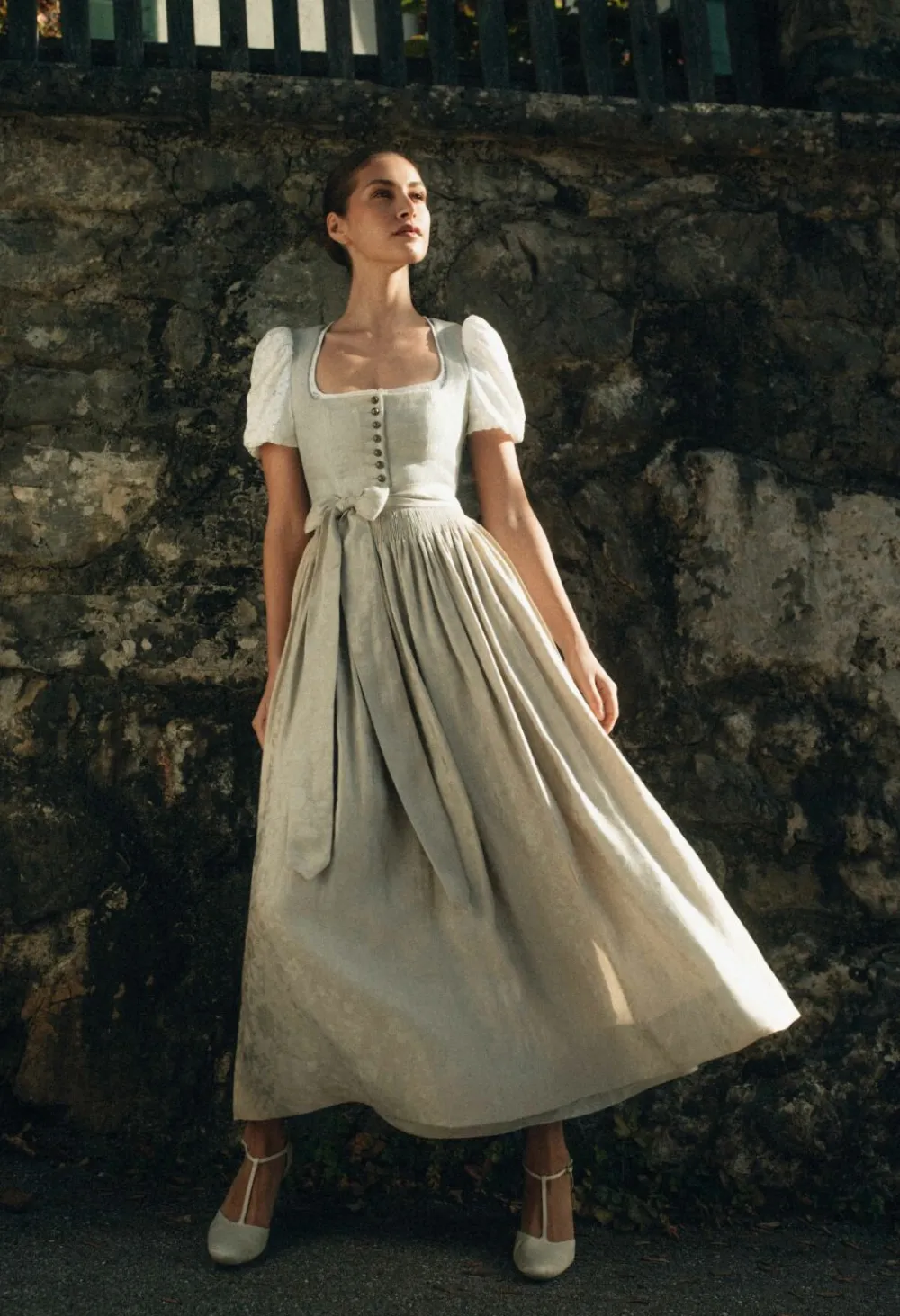 dirndlbluse_irma_1-1.webp Blusen^Gottseidank Dirndlbluse Irma wolkencreme